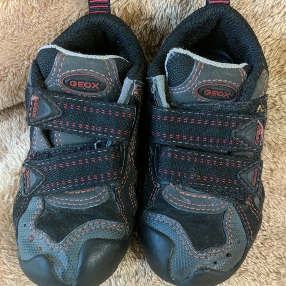 Geox boys shoes size 7 used